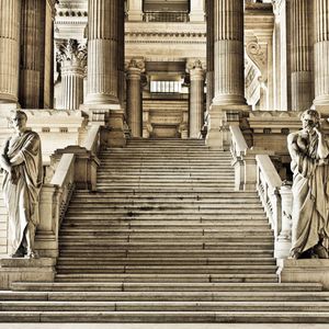 Bitcoin Bulls Face $120M Challenge in Extending 'Stair-Step' Uptrend
