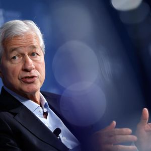 JPMorgan's Jamie Dimon Says U.S. Should Stockpile Missiles, Not Bitcoin