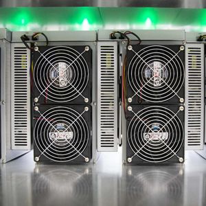 BIT Mining Surges 250% on Solana Pivot