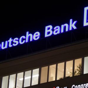Bitcoin's Volatility Will Continue to Decline as Adoption Grows: Deutsche Bank