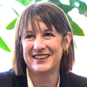 Gordon Brown Redux? UK Reportedly Mulls Sale of £5B in Bitcoin