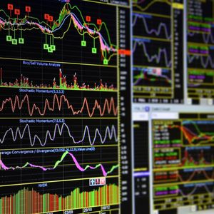 Ether Prints 'Doji' as XRP Teases Double Top at $3.65