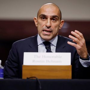 CFTC Chairman Suggests 'Pause' to Overhaul Senate Bill Following FTX Debacle