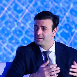 Citizens Starts Circle Coverage With Market Perform Rating on Stablecoin Growth, Valuation