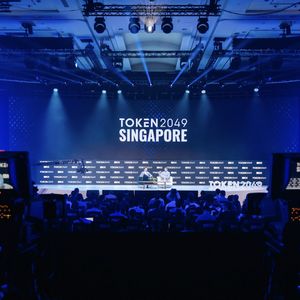 Asia Morning Briefing: Why Russia-Linked Stablecoin Issuer A7A5 Could Exhibit at Token2049 Despite Singapore Sanctions