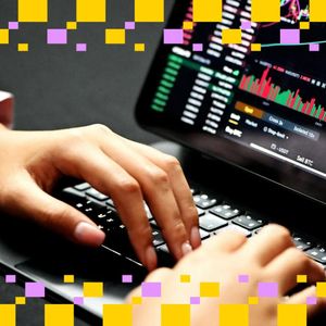 Bitcoin and S&P 500 Year-End Bull Run Loading? Vol Metrics Say Yes