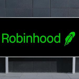 Robinhood Stock Slides 8% After Big Decline in November Trading Volumes