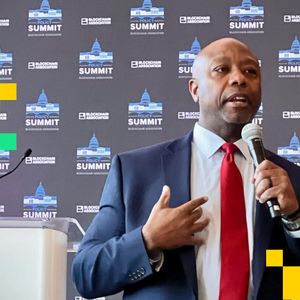 Senate banking chairman Scott: Trump-tied ethics clash doesn't belong in his crypto bill