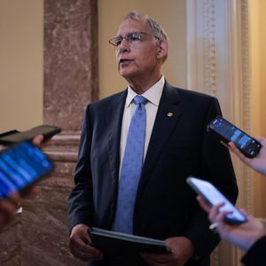 Senate's next market structure draft may be pro-crypto, but without Dems, industry fears