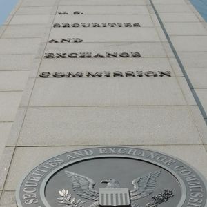 SEC clarifies rules for tokenized stocks, tightening scrutiny on synthetic equity