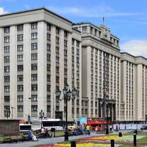 Russia plans to cap retail crypto buys at $4,000 as it brings digital assets into the legal fold