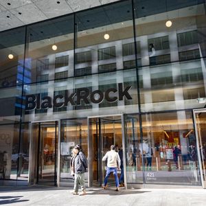 BlackRock takes first DeFi step, lists BUIDL on Uniswap as UNI jumps 25%