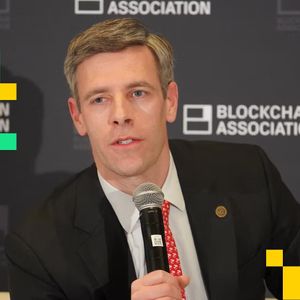 U.S. regulator's GENIUS pitch casts dark cloud over crypto sector's stablecoin model