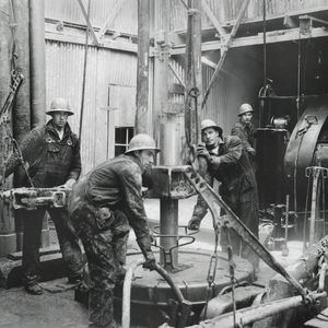 Here's how traders and big buyers stepped in to keep bitcoin steady during the oil shock