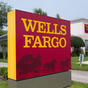Wells Fargo signals deeper push into crypto, filing trademark for WFUSD