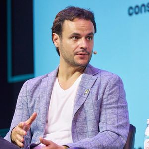 Overseas demand for U.S. equities is growing, says Robinhood's Johan Kerbrart