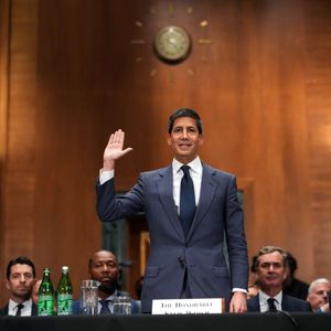 Senate confirms Kevin Warsh to Fed board ahead of expected Chair vote