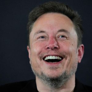 Elon Musk's SpaceX held 18,712 bitcoin at fair value of $1.29 billion at end of Q1, IPO filing shows