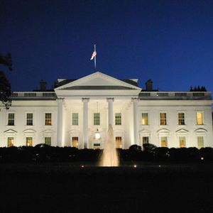 White House reviews CFTC prediction-market rule as Trump backs federal control