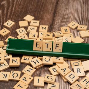 Bitcoin, ether, XRP, dogecoin lag a nine-week stocks rally as ETF demand cools