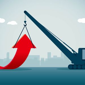 Live markets: A bitcoin bottom signal flashed as holders absorbed 125,000 BTC in June