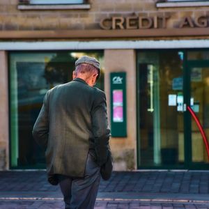 French banking giant Crédit Agricole rolls out euro stablecoin, EURXT