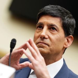 Fed holds rates steady, extending pause as markets await Kevin Warsh's policy roadmap