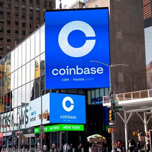 Coinbase’s Staking Service Faces Questions After Kraken’s SEC Settlement