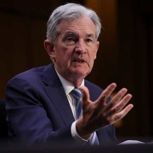 Fed's Jerome Powell says more 'moderate pace' of rate hikes may 'make sense'
