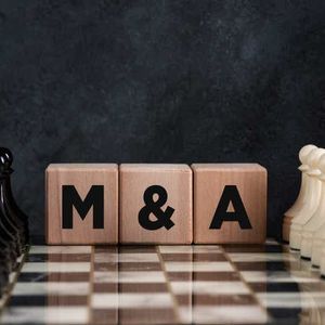 Bitfarms starts strategic review after rejecting Riot's takeover proposal