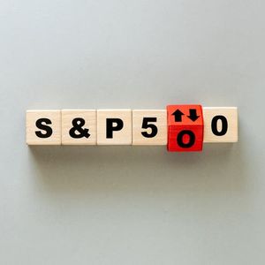 SA Graphics: Here are the biggest S&P 500 gainers and losers in August