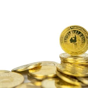 Uniswap Explodes Above $8.40 As Fee Switch Proposal Ignites Record DeFi Rally