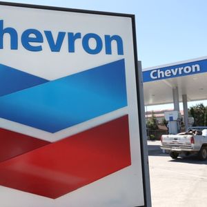 Market Voices: BLS jobs report, Chevron on Venezuela, Kraken IPO