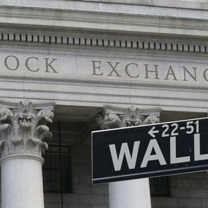 Wall Street's slide likely driven by signals in crypto - Fundstrat's Lee, IBKR's Sosnick