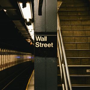 U.S. stocks see modest gains after trade struggle due to rate cuts anticipation