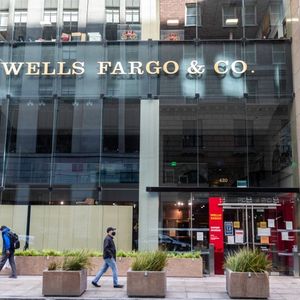 Bank of America, Wells Fargo extend losses; Japanese firms in gainers: week's financials wrap