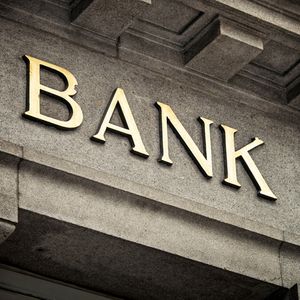 Wells Fargo in gainers; IREN, PayPal in losers: week's financials wrap