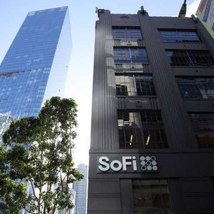 Will loan origination growth help SoFi Technologies' Q4 earnings top estimates?