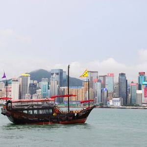 New Report: U.S. Crypto Crackdown Boosts Hong Kong's Ambitions in Digital Asset Market – Best Crypto Destination?