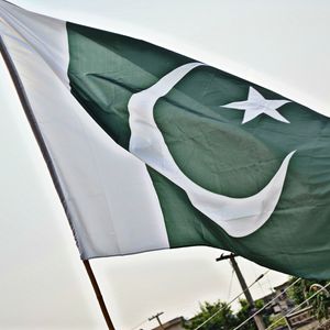 Pakistan Finance Minister Says Country Will Never Legalize Crypto, Cites FATF Regulations