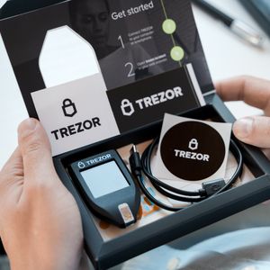 Trezor Sales Skyrocket by 900% Despite Reddit Scam Warnings
