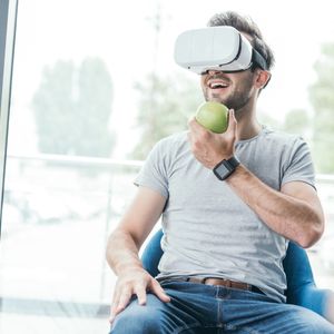 As Apple Announces its New VR Headset This Crypto Startup is Creating a Decentralized Freelancer Ecosystem on the Metaverse – Here's How it Works