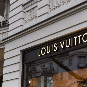 Louis Vuitton Set to Launch $42,000 Physical-Backed NFT Trunks