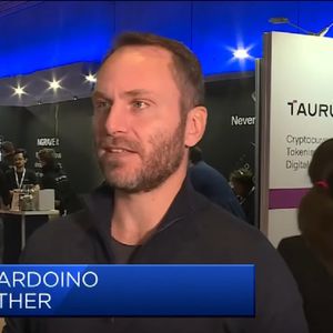 ‘If You’re Selling BTC for Something, Sell it for Gold Instead of USD’, Says Tether CTO Paolo Ardoino