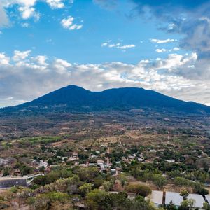 US Bitcoiner Moves to El Salvador in Anticipation of ‘Bitcoin City’