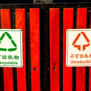 Chinese Bank Uses Digital Yuan Giveaway to Promote Waste Recycling Drive