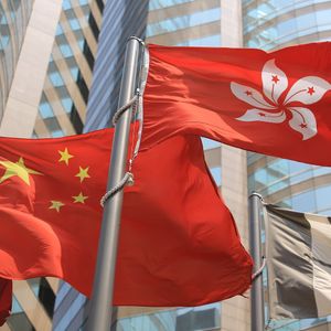 Blockchain Adoption: Hong Kong Exchange Launches New Settlement Platform to Connect with Users in China
