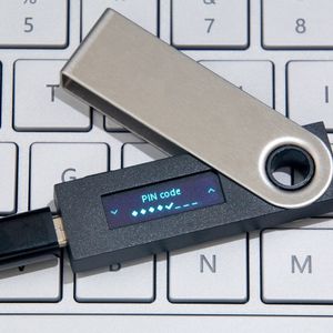 Consultant's Heroic Act: How a Personal Wallet Saved $400 Million During the FTX Hack