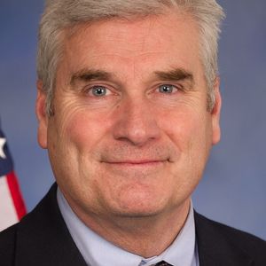 Crypto Advocate Rep. Tom Emmer Enters House Speaker Contest with Eight Competitors