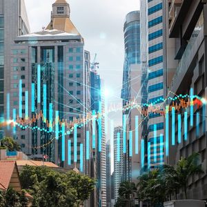 Coinbase Expands in Singapore: Launches USD Transfers via SWIFT – Crypto Adoption on the Rise?